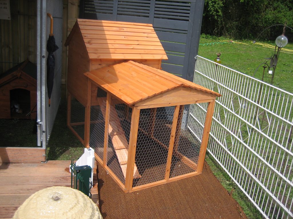 Mai 17, 2007, Wocklum: Close-up of a beautiful rabbit hutch